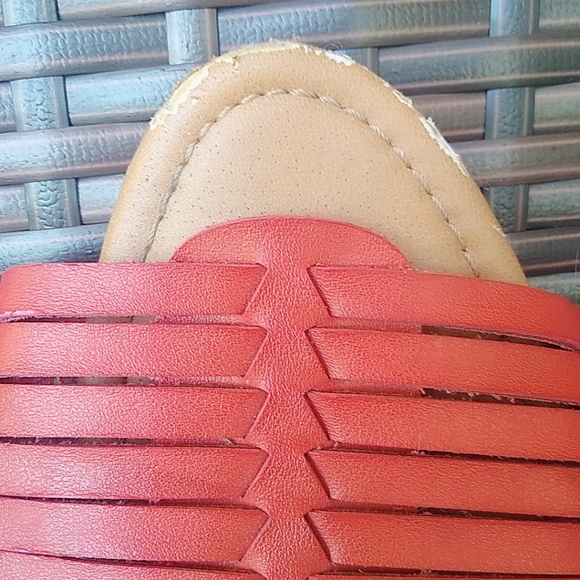 Sandals - Picture 2 of 4